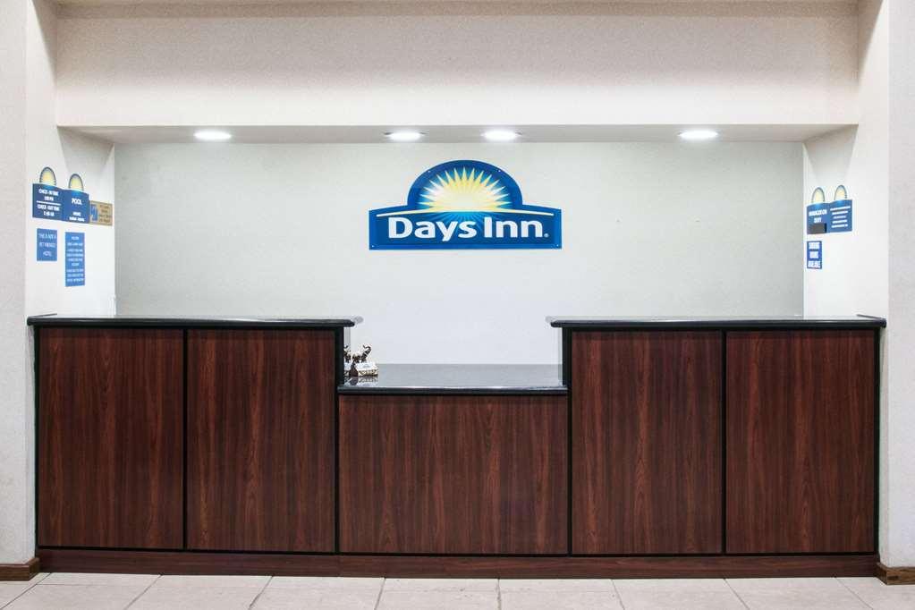 Days Inn By Wyndham N.W. Medical Center Сан-Антонио Интерьер фото